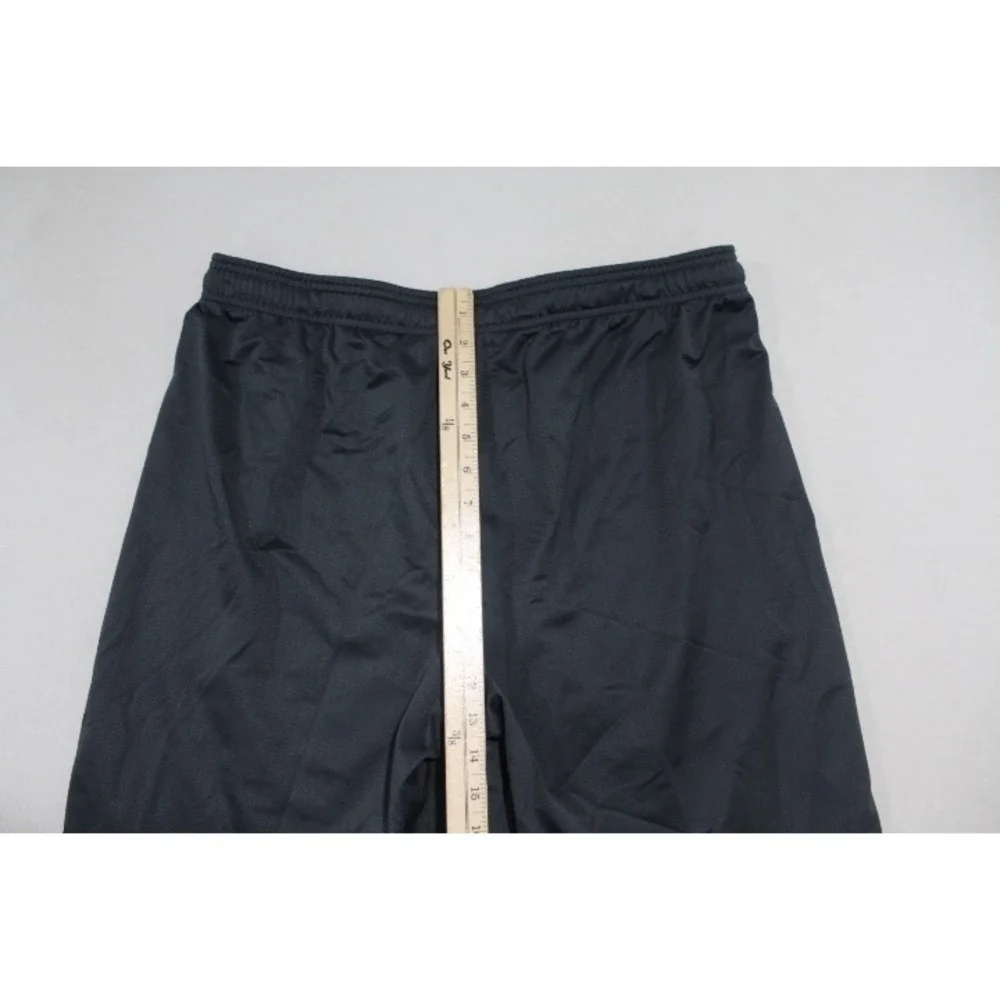 Under Armour Men Gray Active Short Gym Loose Size XL